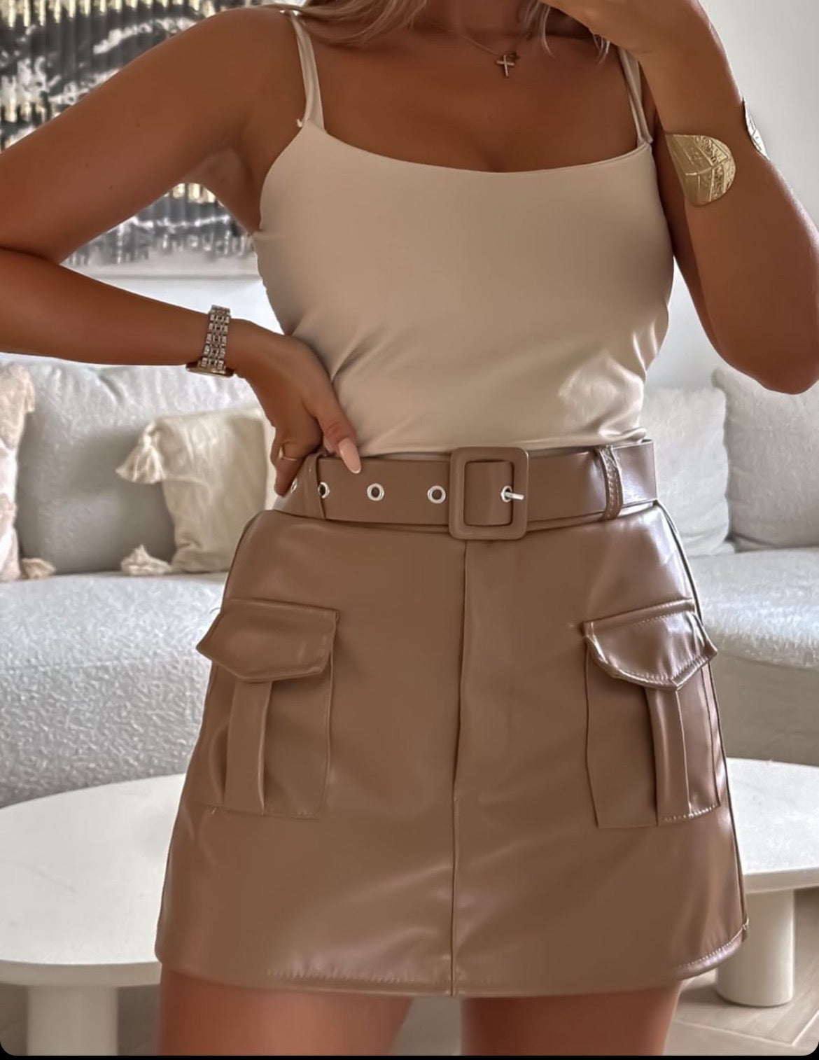 Gonna di pelle con tasche