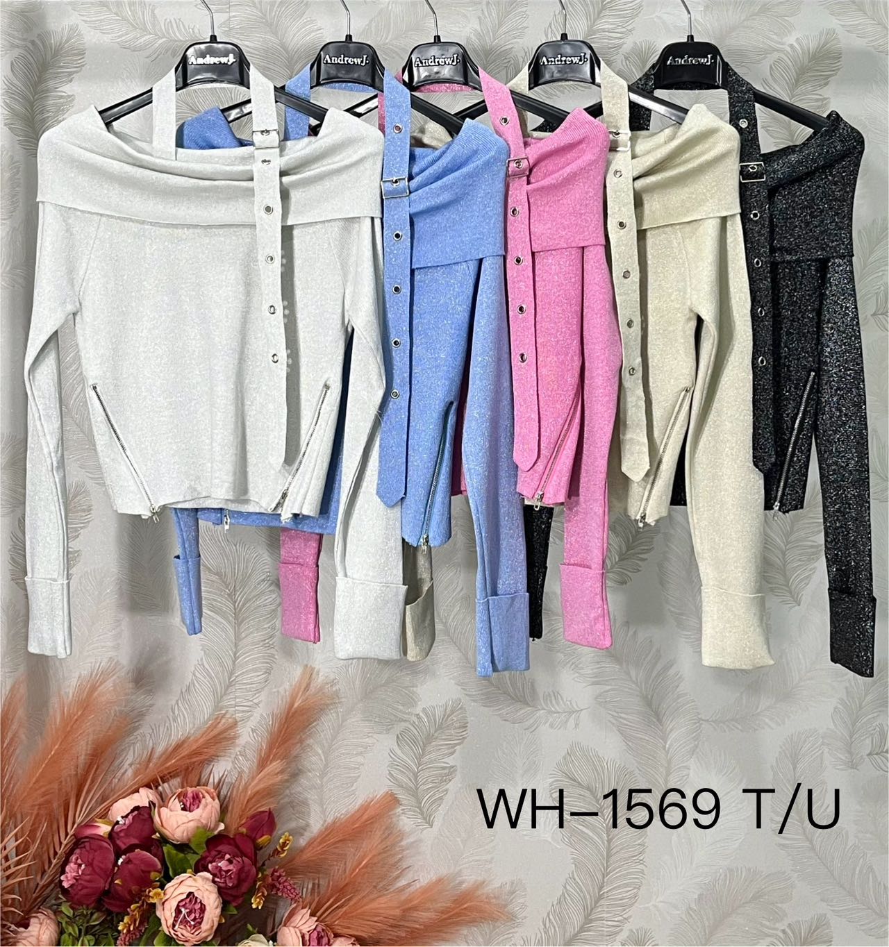 Maglione con scollo